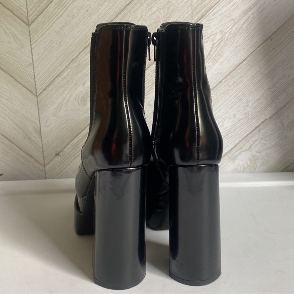 Jeffrey Campbell Black Patent Platform Chelsea Zip Boots - Picture 3 of 6